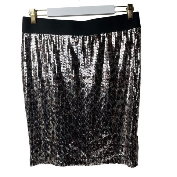 Karen Kane Pull On Skirt Womens Size M Silver Cheetah All Over Sequin Embellish - Picture 1 of 6